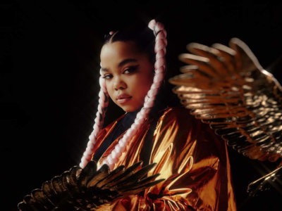 Golden-Wings-Zoe-Wees