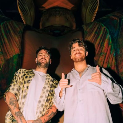 The-Chainsmokers-Something-Just-Like-This-3-billion