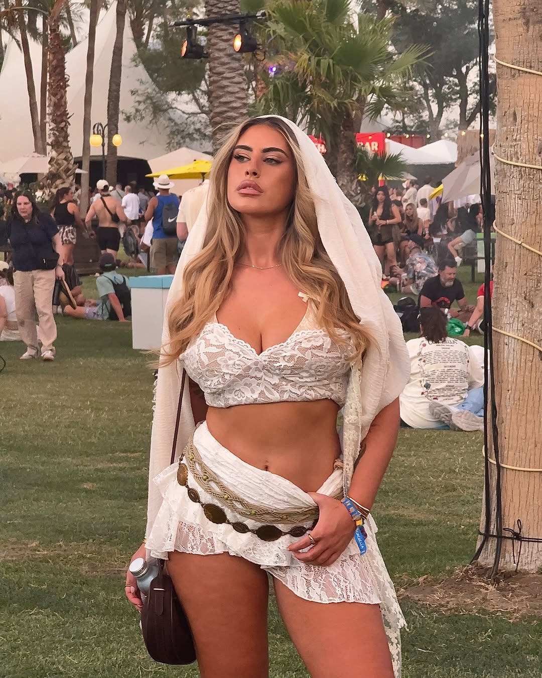 Tendencias_coachella_2025_Ariella_B