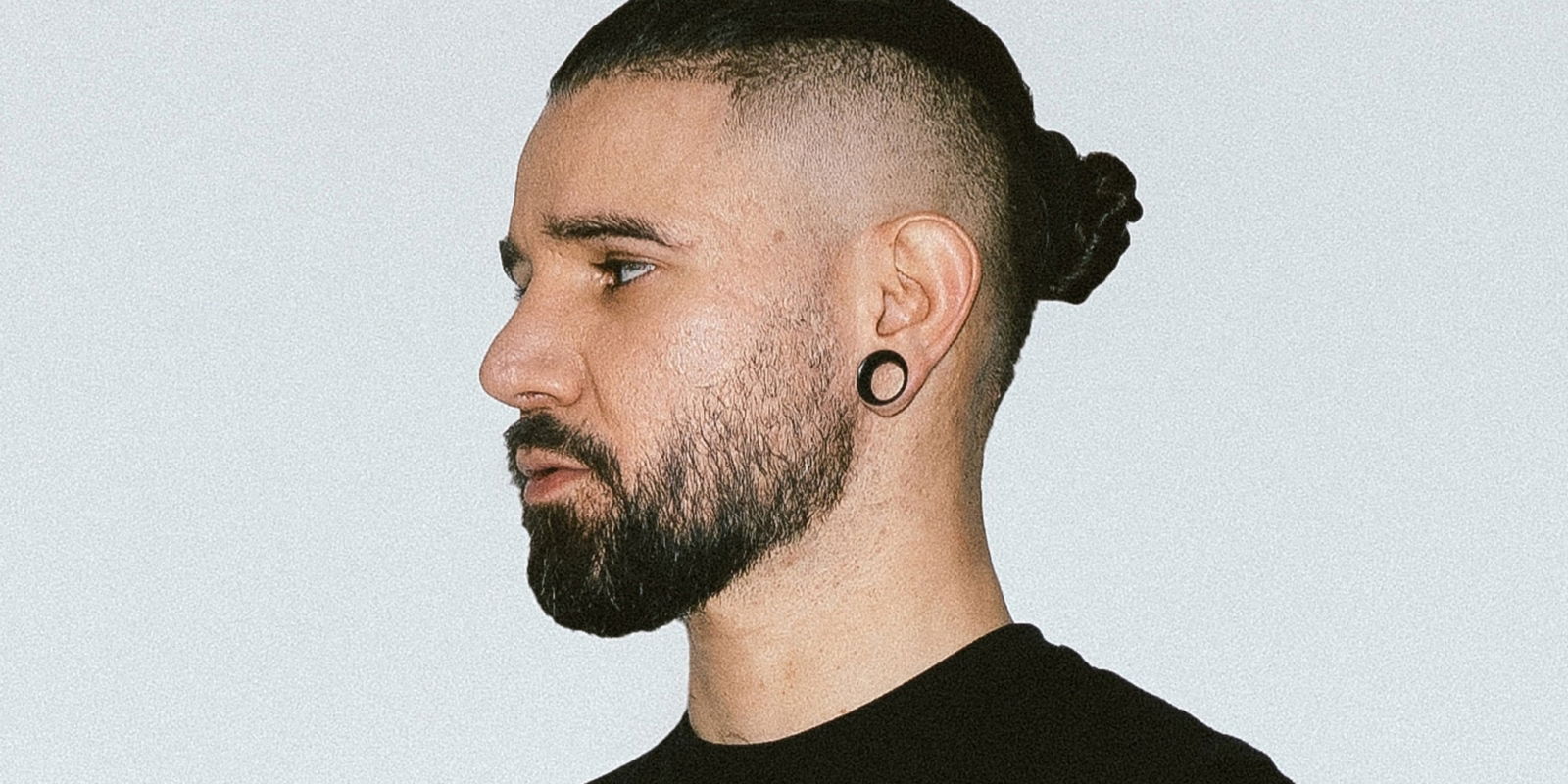 Skrillex lanza por sorpresa su disco FUS