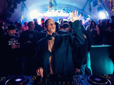 Sara de Arujo en Vertigo x Klubers