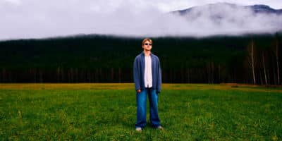 Oskar med k el productor noruego que se hizo viral con "Make me feel"