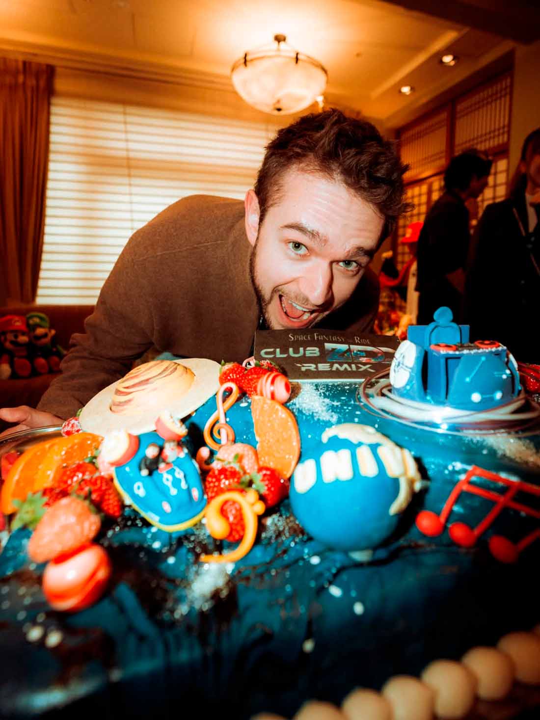 Zedd-Montaña-Rusa-Universal-Japan