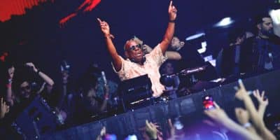 Carl Cox adelanta los artistas invitados de sus noches en UNVRS Ibiza 2026