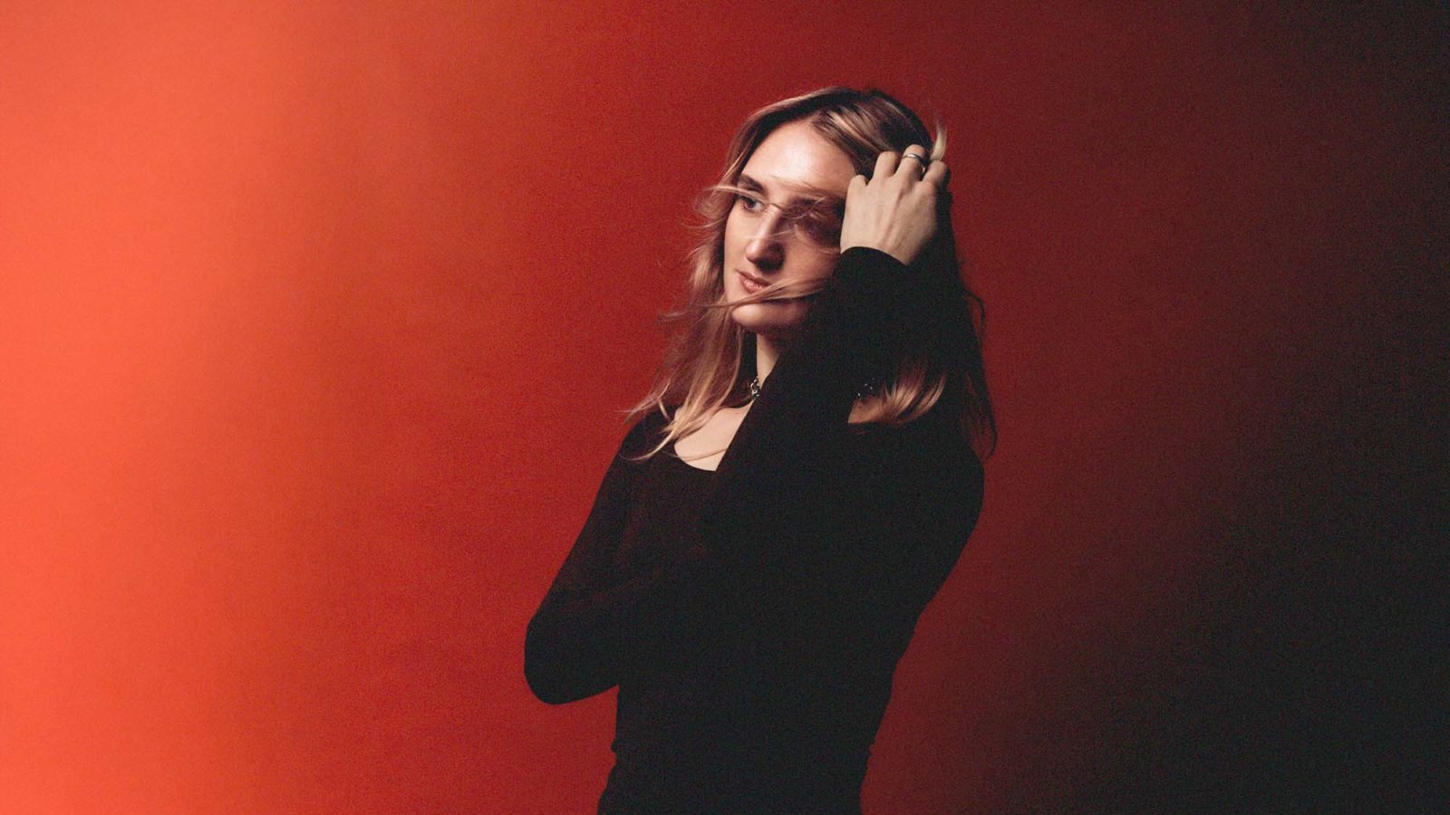 Descubrimos a Carré, la artista que forma parte de un nuevo movimiento de artistas dubstep