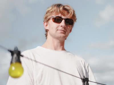 oskar med k presenta su primer álbum feel