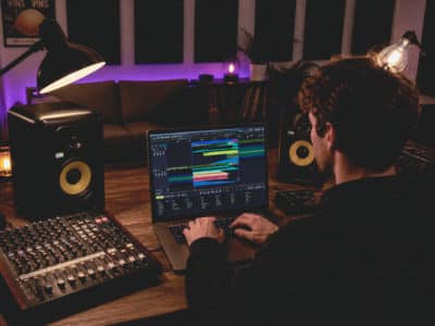 Dj Studio crítica