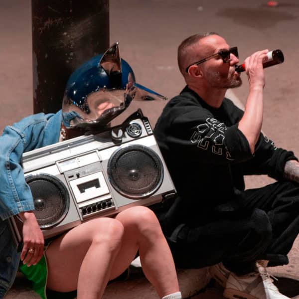 Galantis lanza «Stay Alive», un nuevo single bajo un sello independiente.