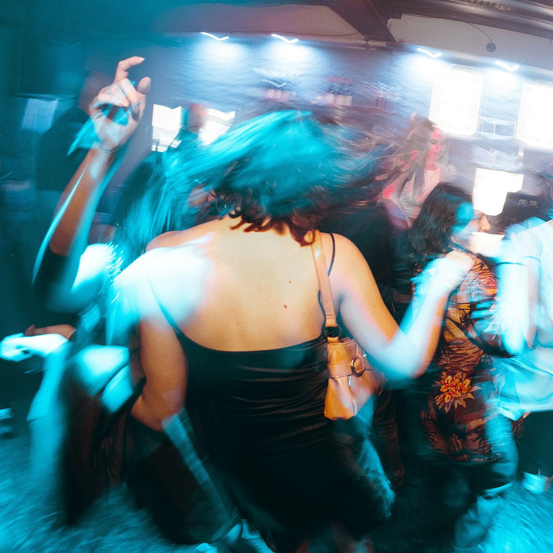 La musica electrónica y el baile pueden reducir la ansiedad