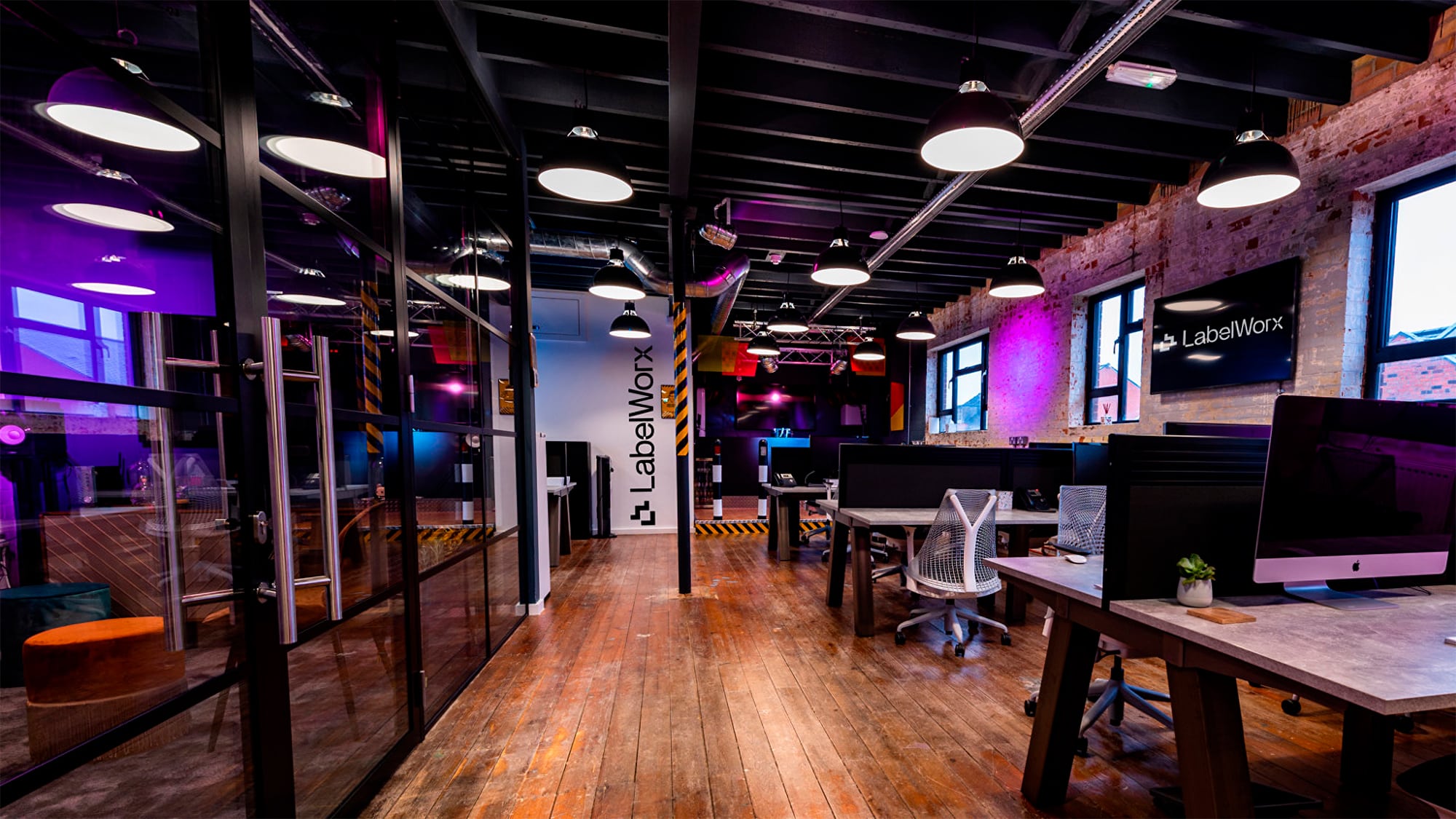 Elevate es la nueva plataforma de apoyo financiero de LabelWorx