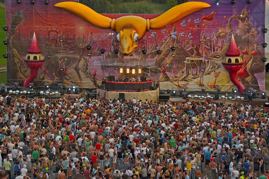 tomorrowland-2008
